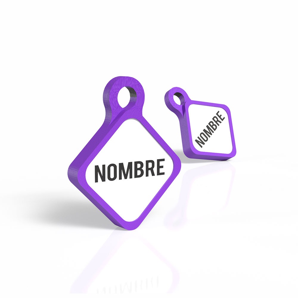 Chapita con forma de rombo scooby morado