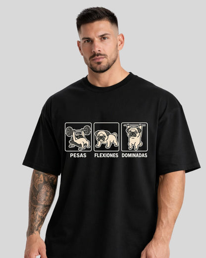 Camiseta Oversize Unisex Negra “La cosa está difícil” – Pug Gym Mira Qué Fit