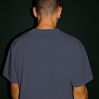 Camiseta original Mira Que Guau con perro en traje y actitud graciosa